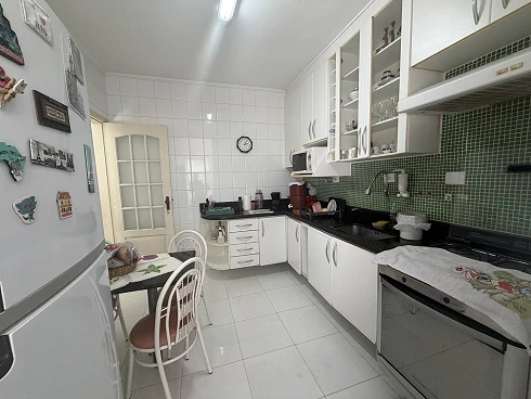 Apartamento de 2 Dormitórios com Varanda na Pompeia - Apartamento em José Menino, Santos - Foto 4