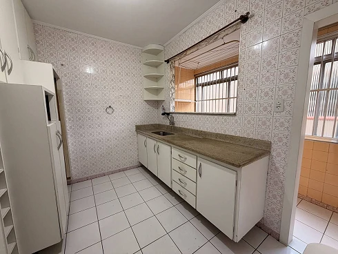 Apartamento de Dois Dormitórios com Garagem Fechada - Apartamento em Marapé, Santos - Foto 2
