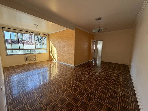 Apartamento de 3 Dormitórios com 2 Vagas na Pompéia - Apartamento em Pompéia, Santos - Foto 2