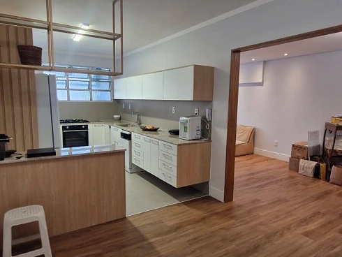 Apartamento Amplo de 2 Dormitórios na Quadra da Praia na Pompéia - Apartamento em Pompéia, Santos - Foto 3