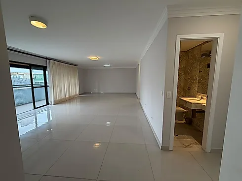 Apartamento de 4 Dormitórios, com Varanda Gourmet no Boqueirão - Apartamento em Vila Mathias, Santos - Foto 2