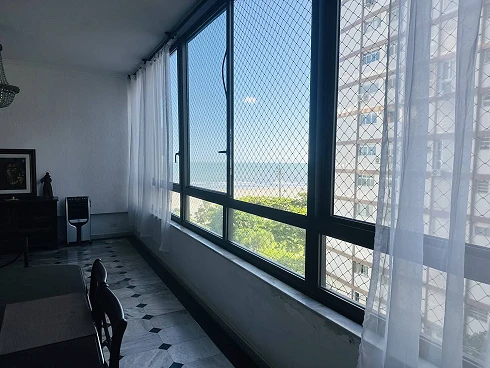 Apartamento com 4 Dormitórios, Vista Lateral para o Mar na Quadra da Praia! - Apartamento em Gonzaga, Santos - Foto 4