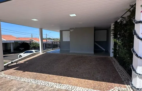 Casa em Jardim Nazareth, Marília