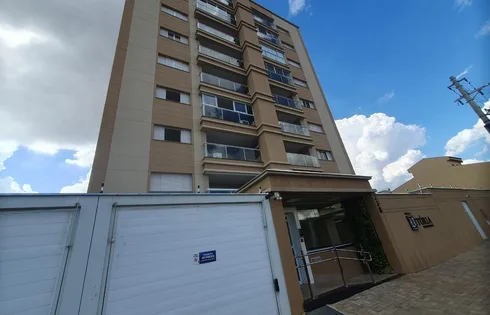 Apartamento em Bassan, Marília