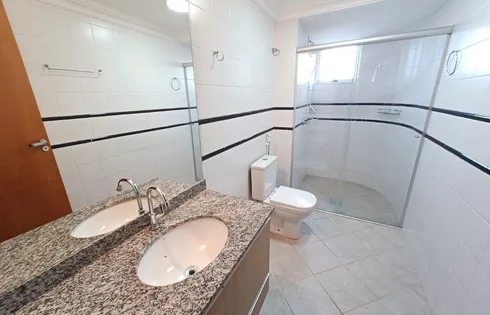 Apartamento em Senador Salgado Filho, Marília