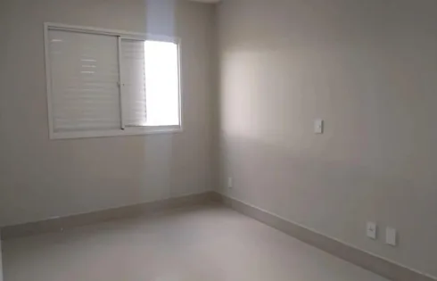 Apartamento em Bassan, Marília