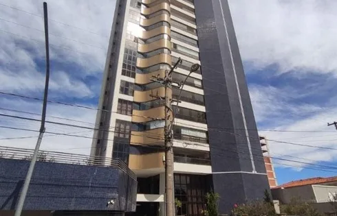 Apartamento em Alto Cafezal, Marília