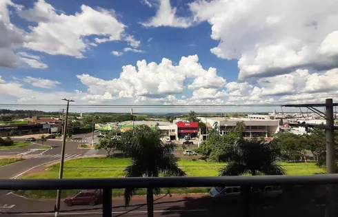 Apartamento em Parque das Indústrias, Marília