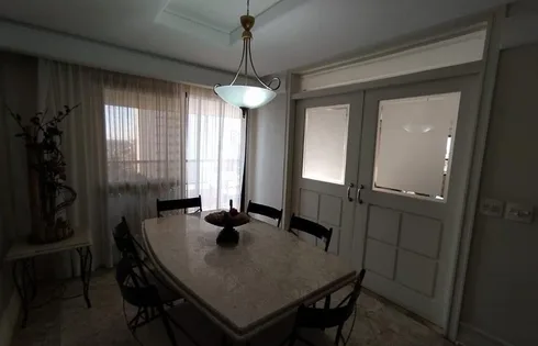 Apartamento em Alto Cafezal, Marília