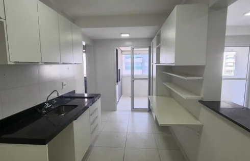 Apartamento em Parque das Indústrias, Marília