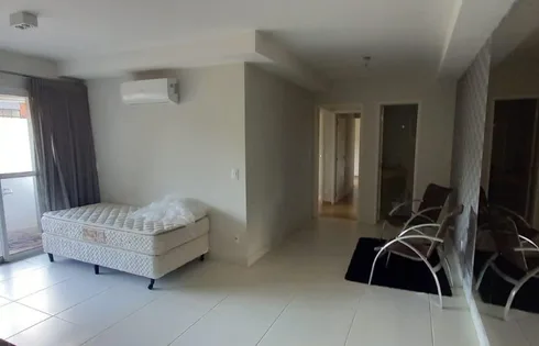 Apartamento em Parque das Indústrias, Marília