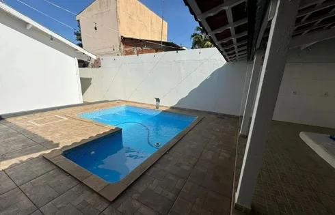 Casa em Jardim Vista Alegre, Marília
