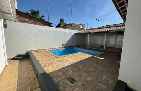 Casa em Jardim Vista Alegre, Marília