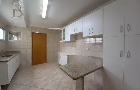 Apartamento em Centro, Marília