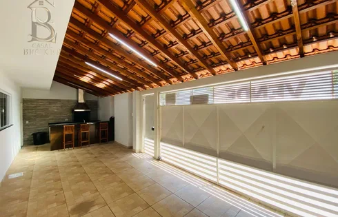 Casa em Jardim Parati, Marília
