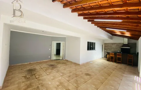 Casa em Jardim Parati, Marília