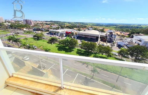 Apartamento em Parque das Industrias, Marília