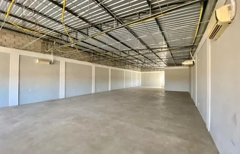 Escritorio/sala em Parque das Industrias, Marília