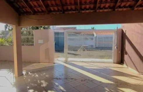 Casa em Parque Residencial Santa Gertrudes, Marília