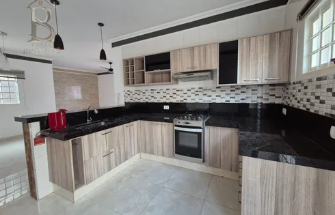 Casa em Parque Residencial Santa Gertrudes, Marília