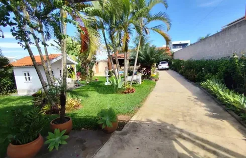 Casa em Sítios de Recreio Letícia, Marília