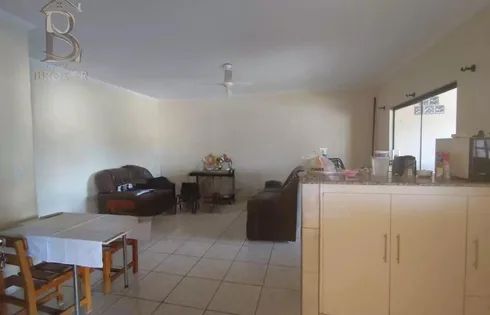 Casa em Sítios de Recreio Letícia, Marília