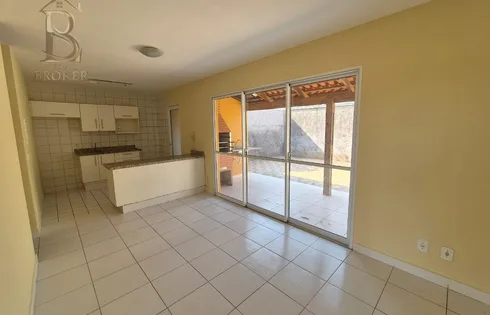 Casa em Jardim Esmeralda, Marília