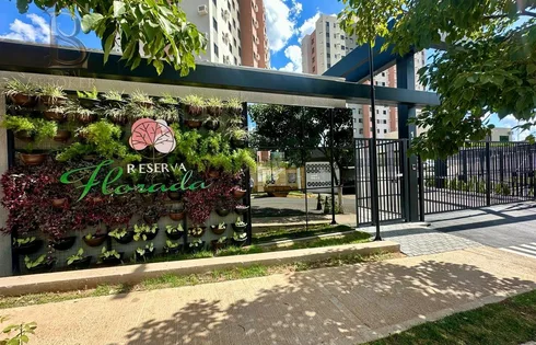 Apartamento em Jardim Cristo Rei, Marília