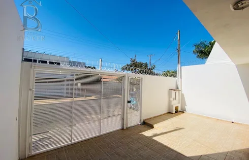 Casa em Jardim Acapulco, Marília