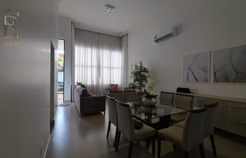 Casa em Jardim Acapulco, Marília