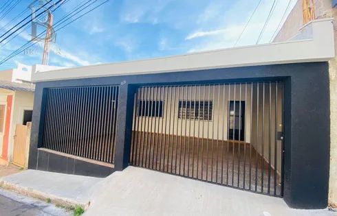 Saliola, Marília