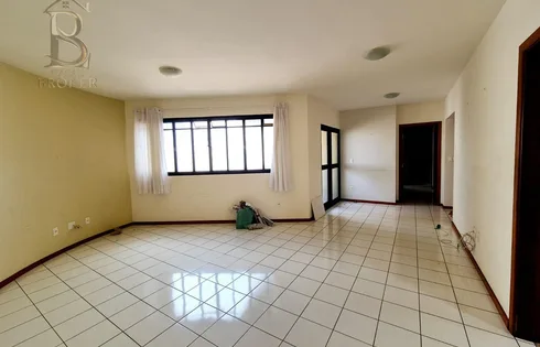 Apartamento em Bassan, Marília