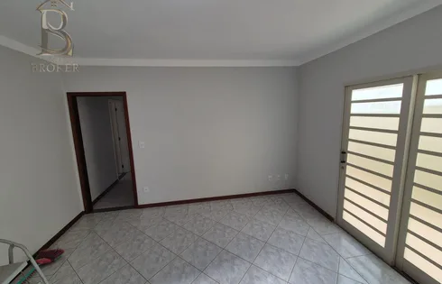Casa em Parque das Esmeraldas, Marília