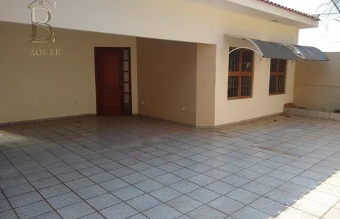 Casa em Jardim Vitoria, Marília