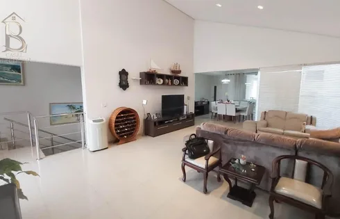 Casa em Jardim Alvorada, Marília
