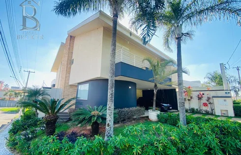 Casa em Parque das Esmeraldas, Marília