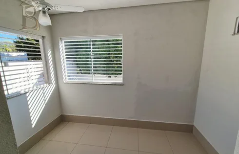 Escritorio/sala em Alto Cafezal, Marília