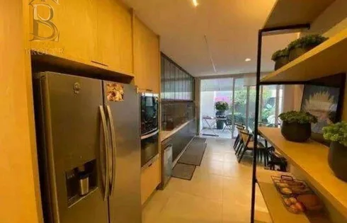 Casa em Jardim Altos do Palmital, Marília