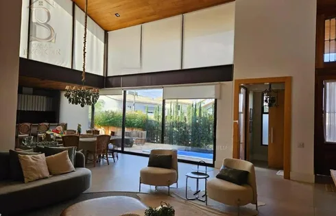 Casa em Lácio, Marília