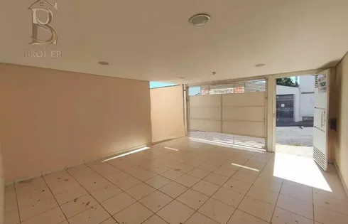 Casa em Jardim Marilia, Marília