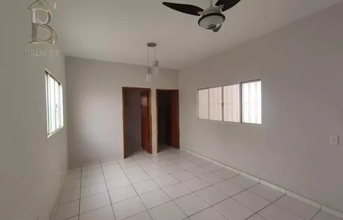 Casa em Jardim Marilia, Marília