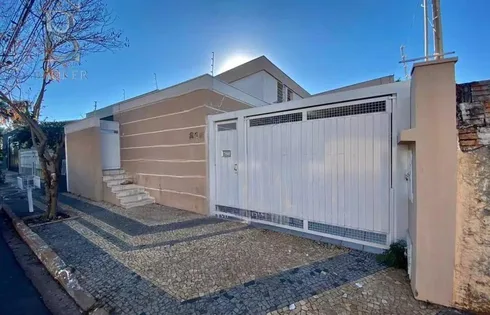 Casa em Alto Cafezal, Marília