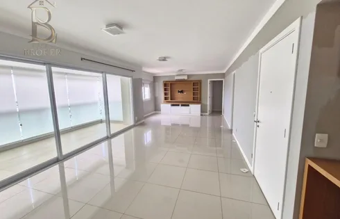 Apartamento em Rodolfo da Silva Costa, Marília