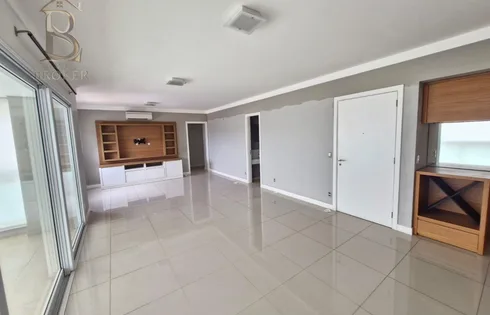 Apartamento em Rodolfo da Silva Costa, Marília