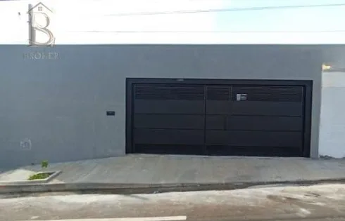 Casa em Jardim Marilia, Marília