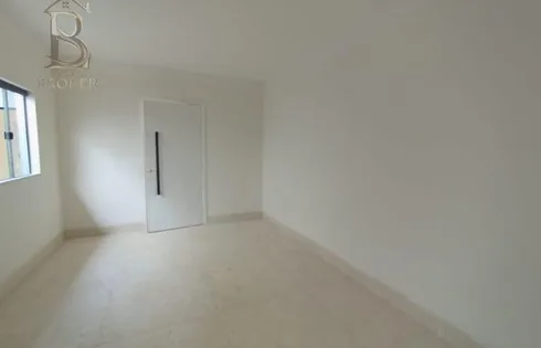 Casa em Jardim Marilia, Marília