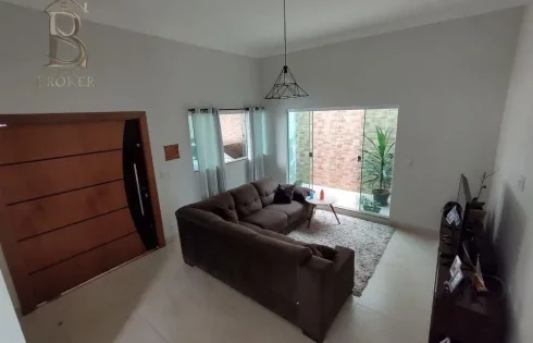 Casa em Jardim Monte Castelo, Marília