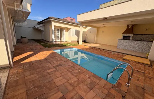 Casa em Jardim Tropical, Marília