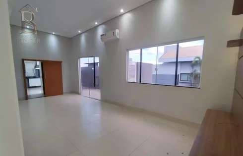 Casa em Centro Lacio, Marília
