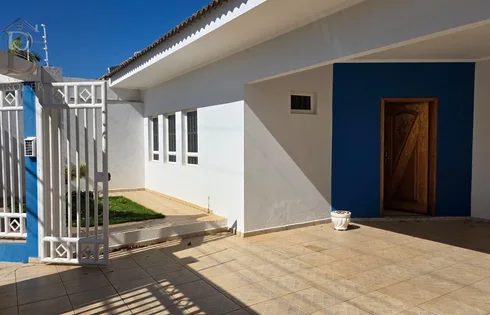 Casa em Jardim Jequitibá, Marília